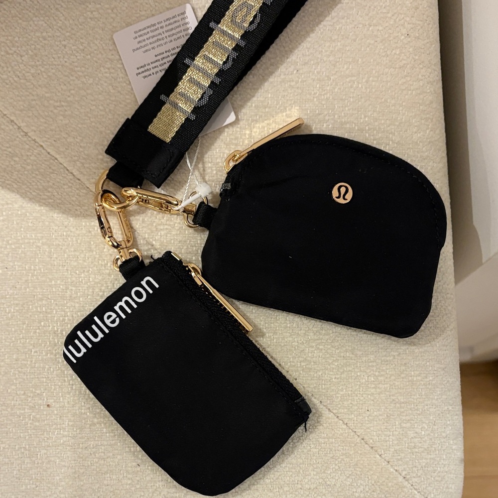 lululemon athletica Black and Gold Key Holder Set - Picture 2 of 10
